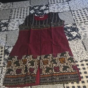 Traditional Indian Bohemian Sleeveless Dress with Leaf Pattern